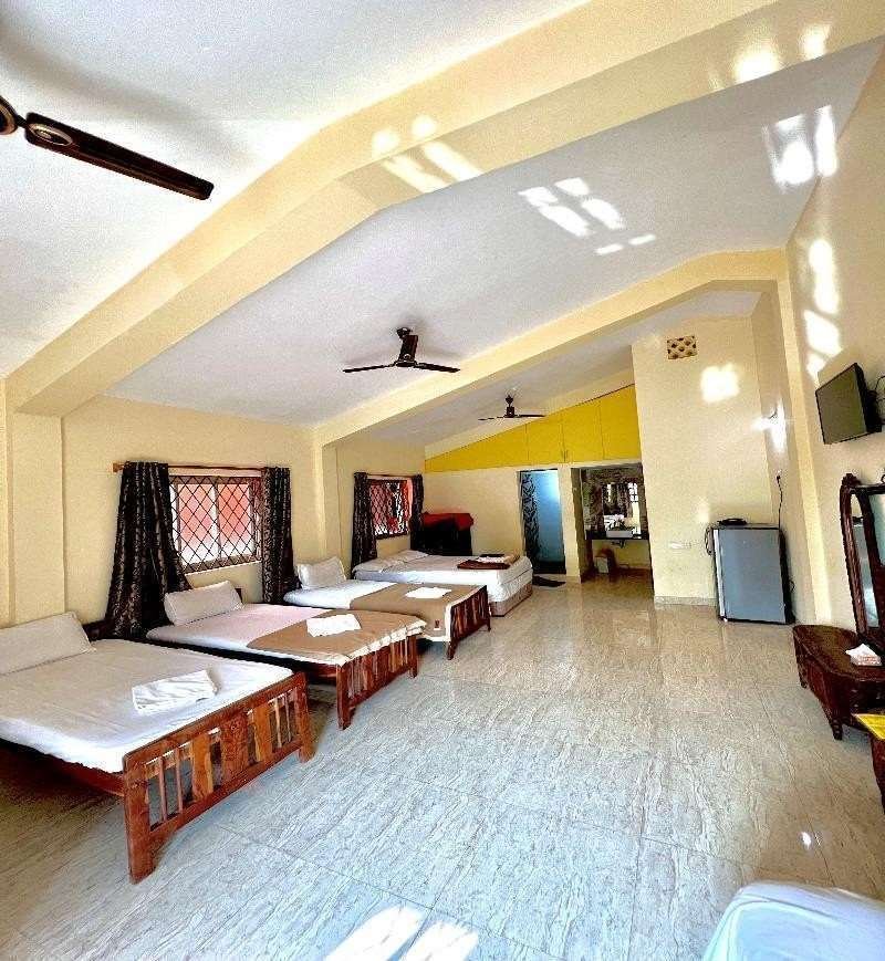 Group Dormitory Room - photo 2
